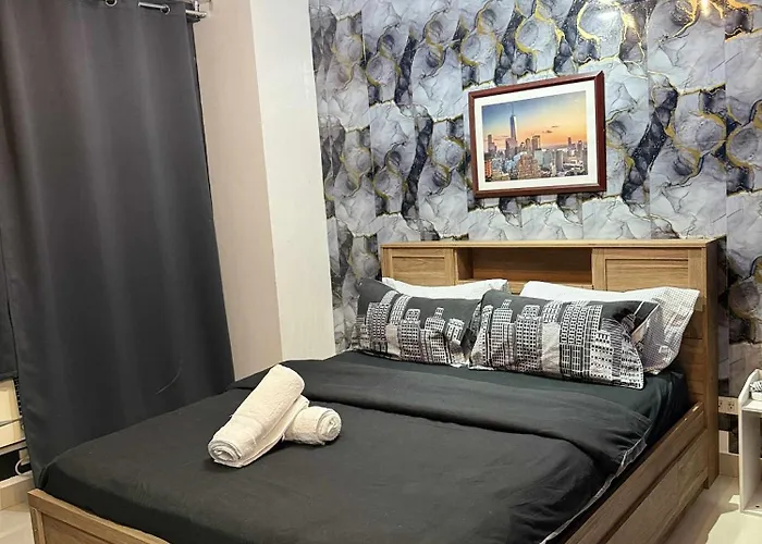 The Gramercy Residences - 2 Bedroom With Balcony 旅馆 *