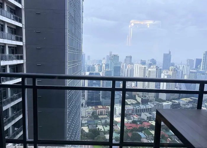 旅馆 The Gramercy Residences - 2 Bedroom With Balcony 马尼拉