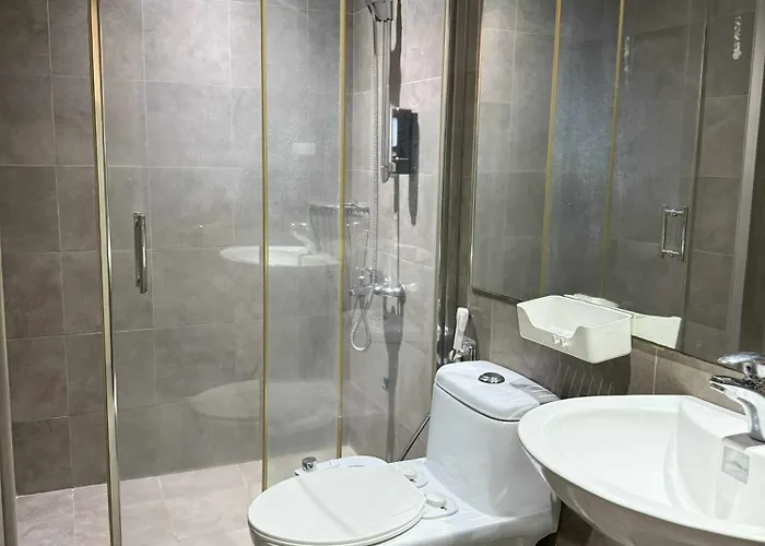 The Gramercy Residences - 2 Bedroom With Balcony 旅馆 *